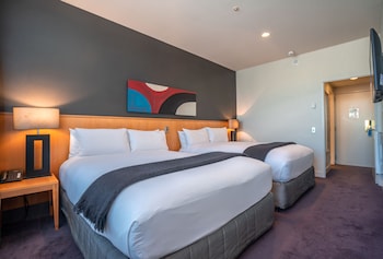 Suite, 2 Queen Beds, Tower