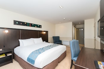 Superior Room, 1 King Bed