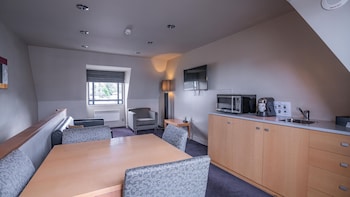 Suite, 2 Queen Beds, Tower