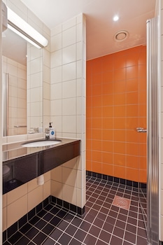 Room, Multiple Beds, Non Smoking (Family)