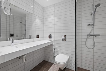 Single Room (Compact)