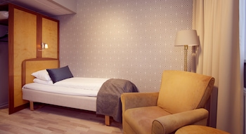 Single Room (Compact)
