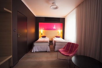 Standard Twin Room (Accessible)