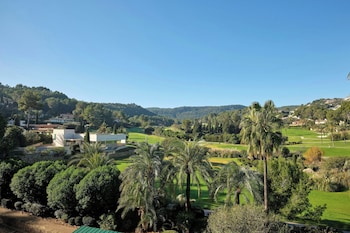 Superior Room, 1 King Bed, Resort View