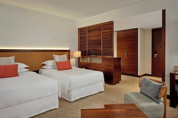 Deluxe Room, 2 Twin Beds, Balcony