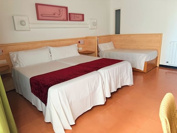 Triple Room, Balcony