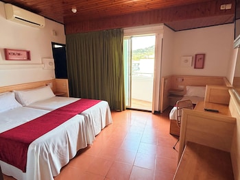 Triple Room, Balcony
