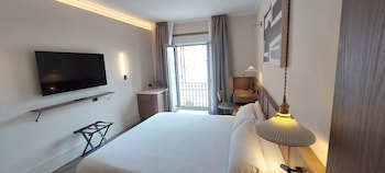 Premier Double Room (Cathedral View)