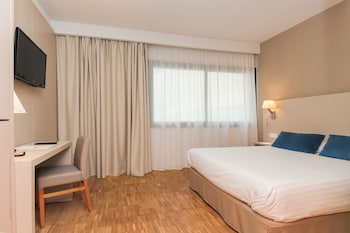 Deluxe Double Room Single Use