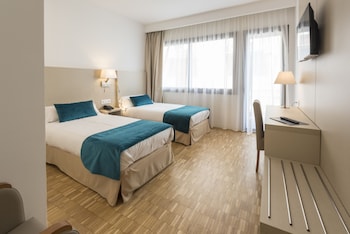 Deluxe Double Room Single Use, Balcony